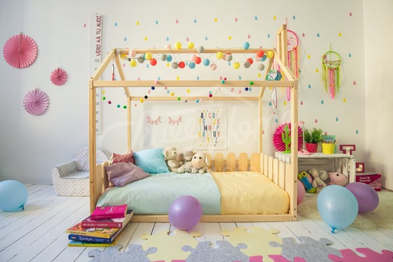 Children’s Bedrooms Now More Colorful: Montessori Bed
